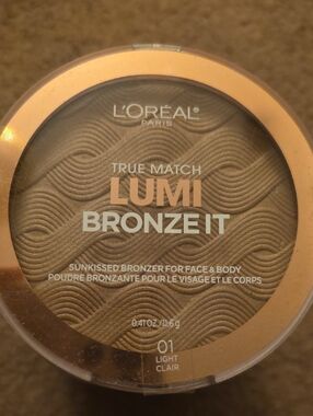 L'Oreal Lumi Bronze It Sunkissed Bronzer - Light Beige